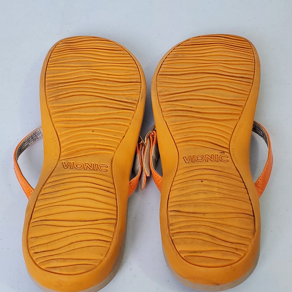 Vionic Rest Karina Orange Thong Sandals - Picture 4 of 5